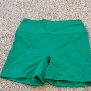NWOT Fleo Vibrant Green Bike Shorts